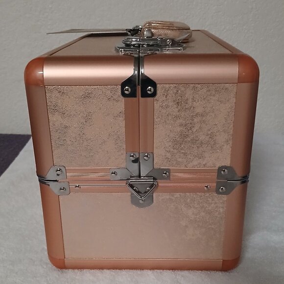 Sephora Metallic Rose Gold Make Up Train Case -- NWT w/shoulder strap and keys! - Picture 2 of 10
